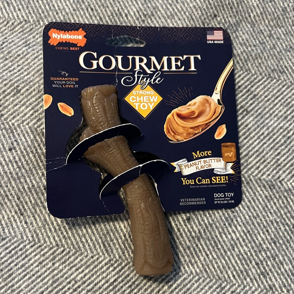NWT Nylabone Gourmet Style